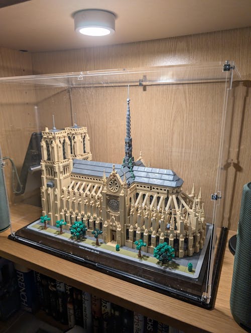 Display Case for LEGO® Architecture Notre-Dame de Paris (21061)