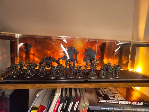 Display Case for Warhammer® Army with Endless War Background