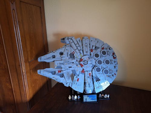 Display Stand for LEGO® Star Wars™ UCS Millennium Falcon (75192)