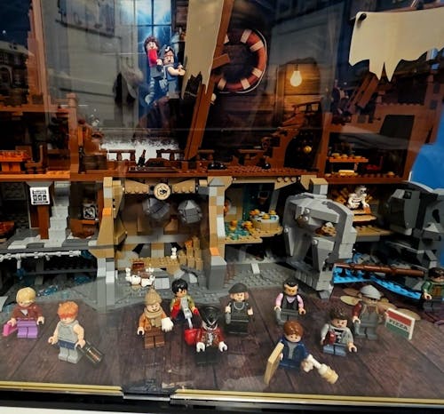 Limited Edition Display Case for LEGO® Ideas: The Goonies (21363)