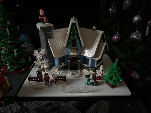 Display Base for LEGO® Santa’s Visit (10293)