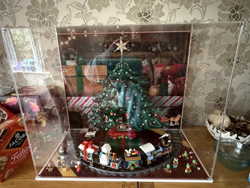 Limited Edition Display Case for LEGO® Family Christmas Tree Decoration (41843) & Holiday Express Train (10361)