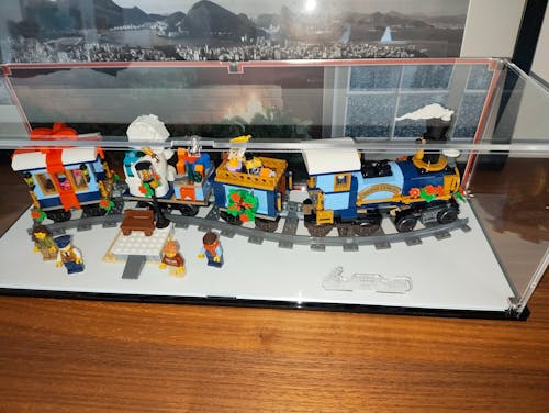 Display Case for LEGO® Icons Holiday Express Train (10361)