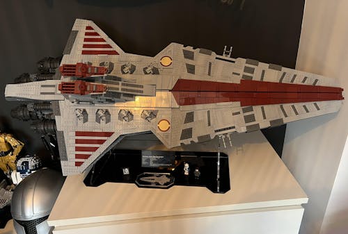 Display Stand for LEGO® Star Wars™ Venator-Class Republic Attack Cruiser (75367)