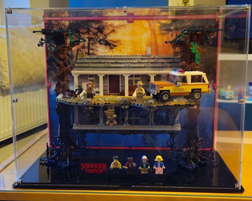 Display Case for LEGO® Stranger Things: The Upside Down (75810)