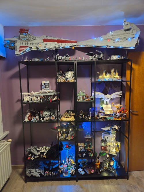 Display Stand for LEGO® Star Wars™ Venator-Class Republic Attack Cruiser (75367)