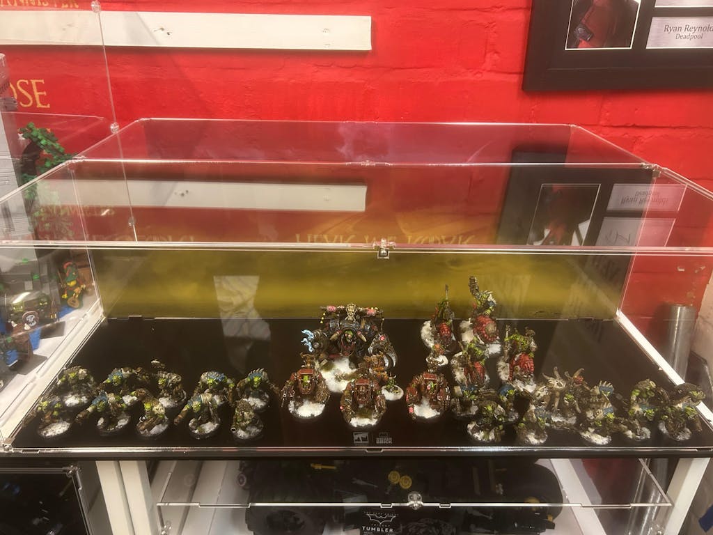 Display Case for Warhammer® Army with Irradiated Wasteland Background