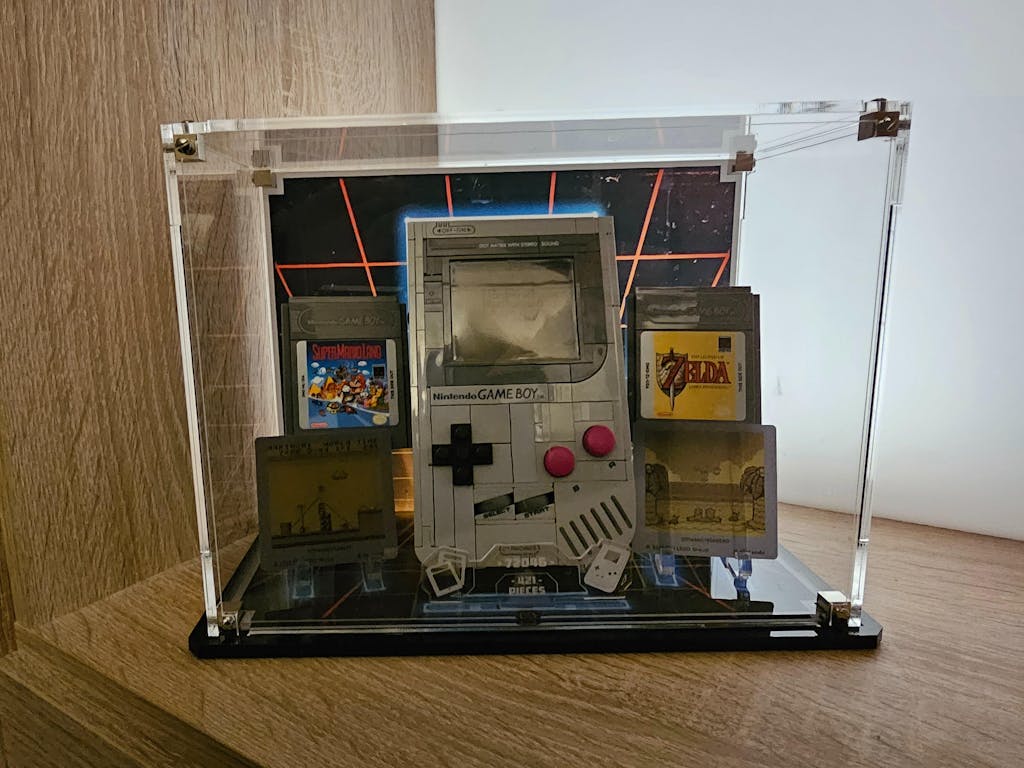 Display Case for LEGO® Super Mario Game Boy™ (72046)