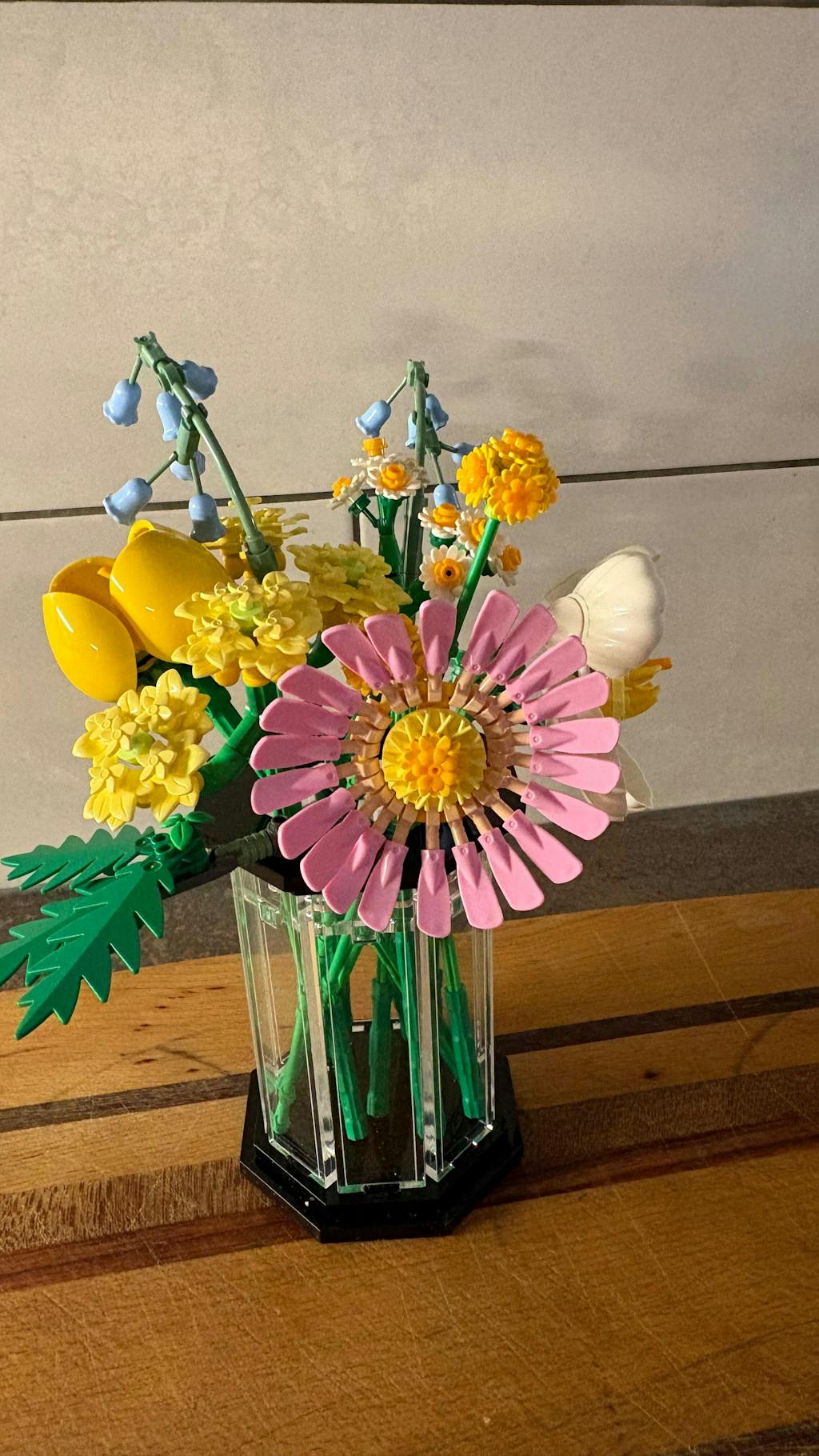 Display Vase for LEGO® Flowers - Black