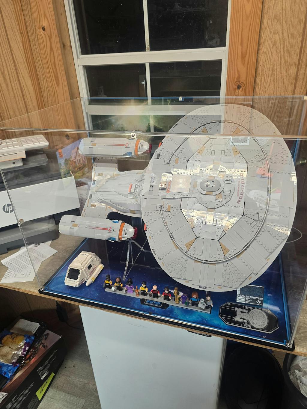 Display Case for LEGO® Star Trek: U.S.S. Enterprise NCC-1701-D™ (10356)