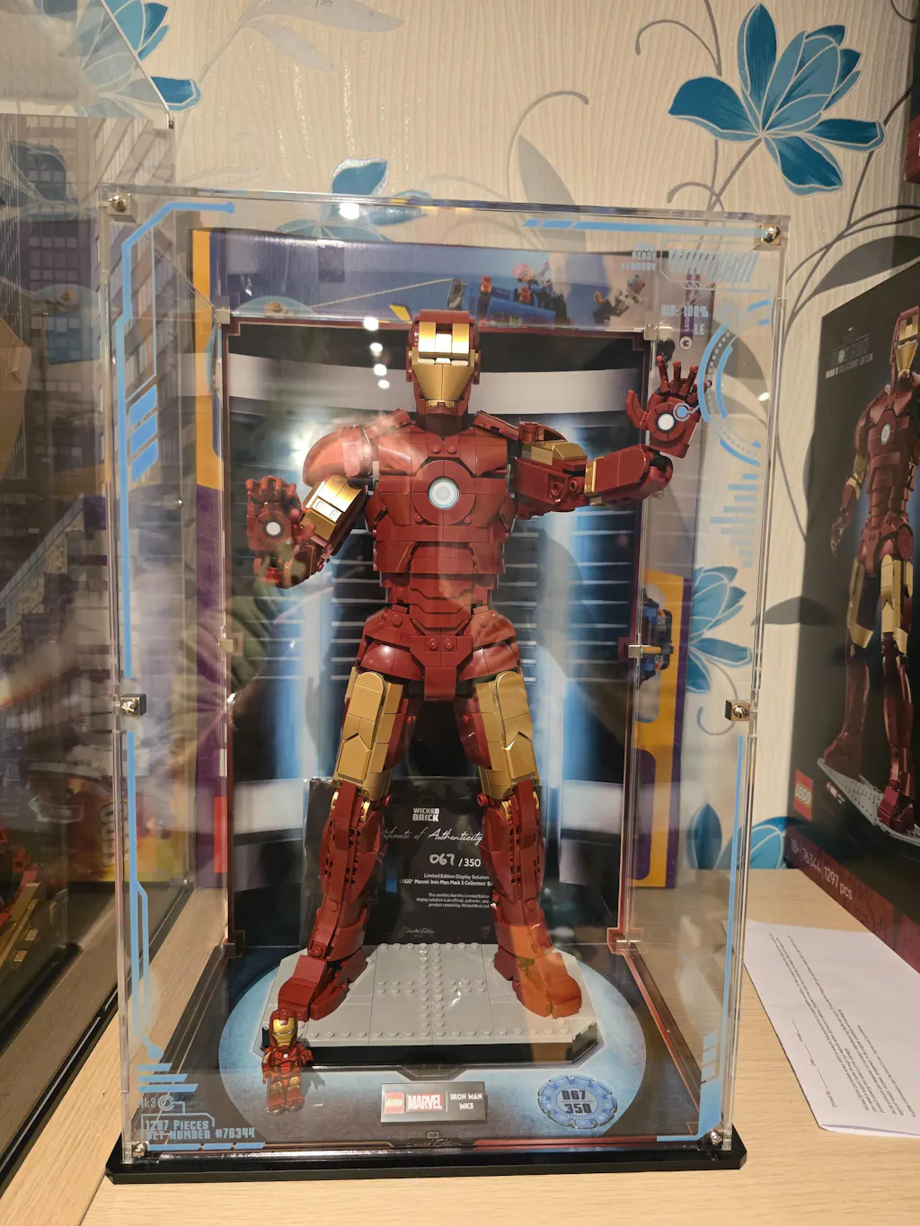 Limited Edition Display Case for LEGO® Marvel: Iron Man Mark 3 Collectors' Edition (76344)