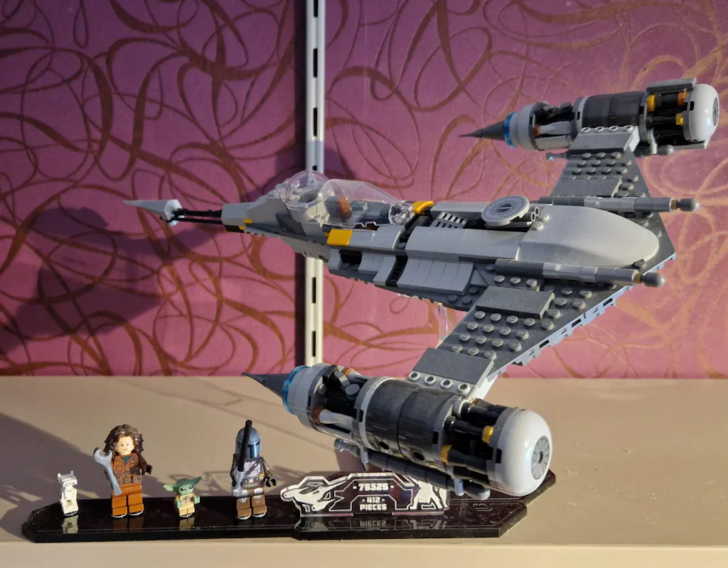 Display Stand for LEGO® Star Wars™ The Mandalorian's N1 Starfighter™ (75325)
