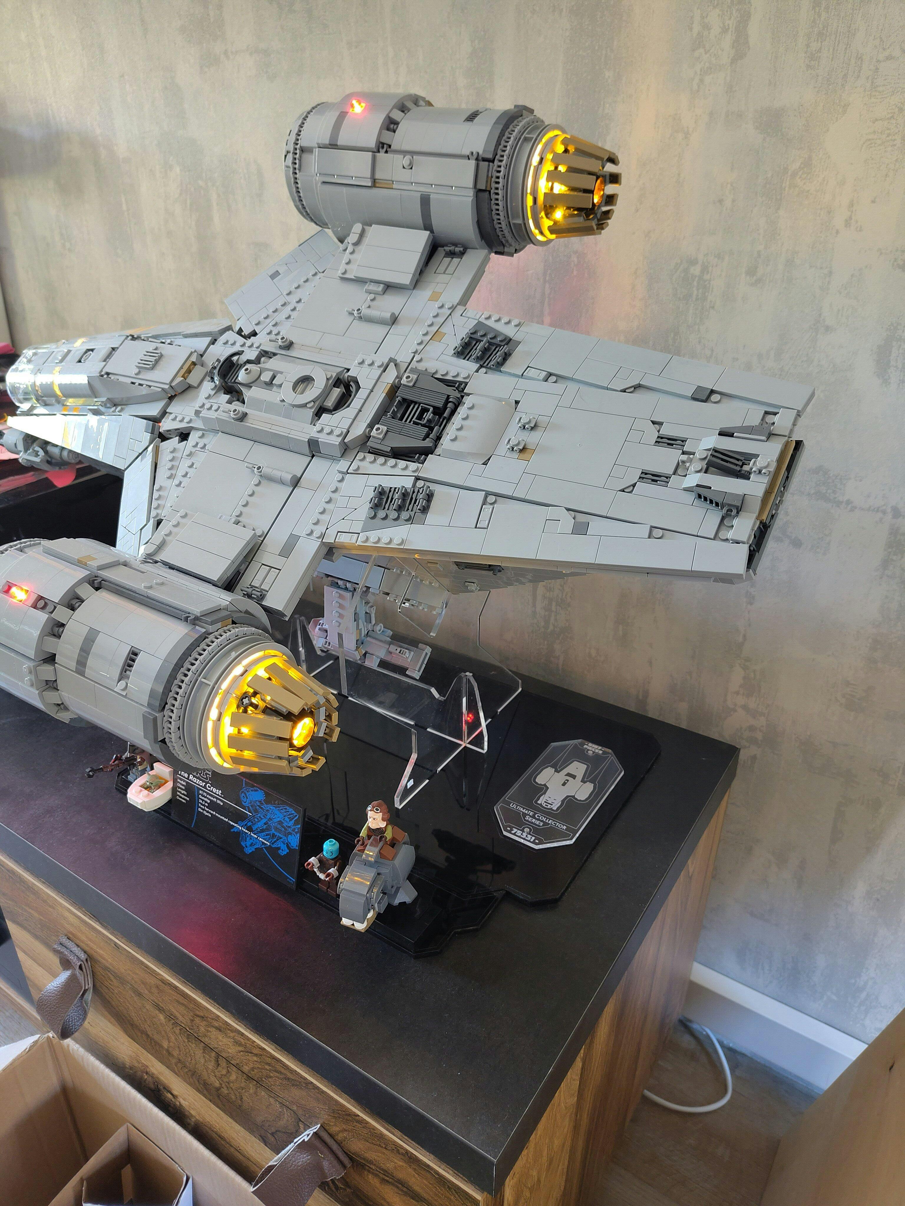 Display Stand for LEGO Star Wars UCS The Razor Crest 75331
