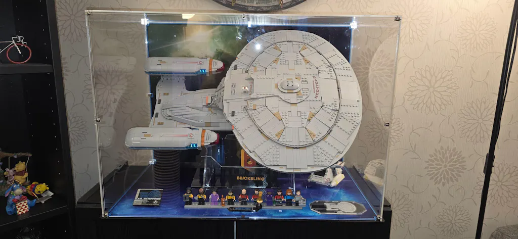 Display Case for LEGO® Star Trek: U.S.S. Enterprise NCC-1701-D™ (10356)