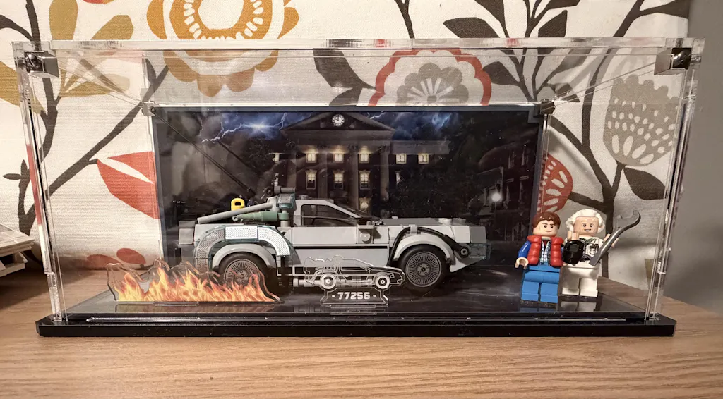 Display Case for LEGO® Speed Champions: Time Machine from Back to the Future (77256)