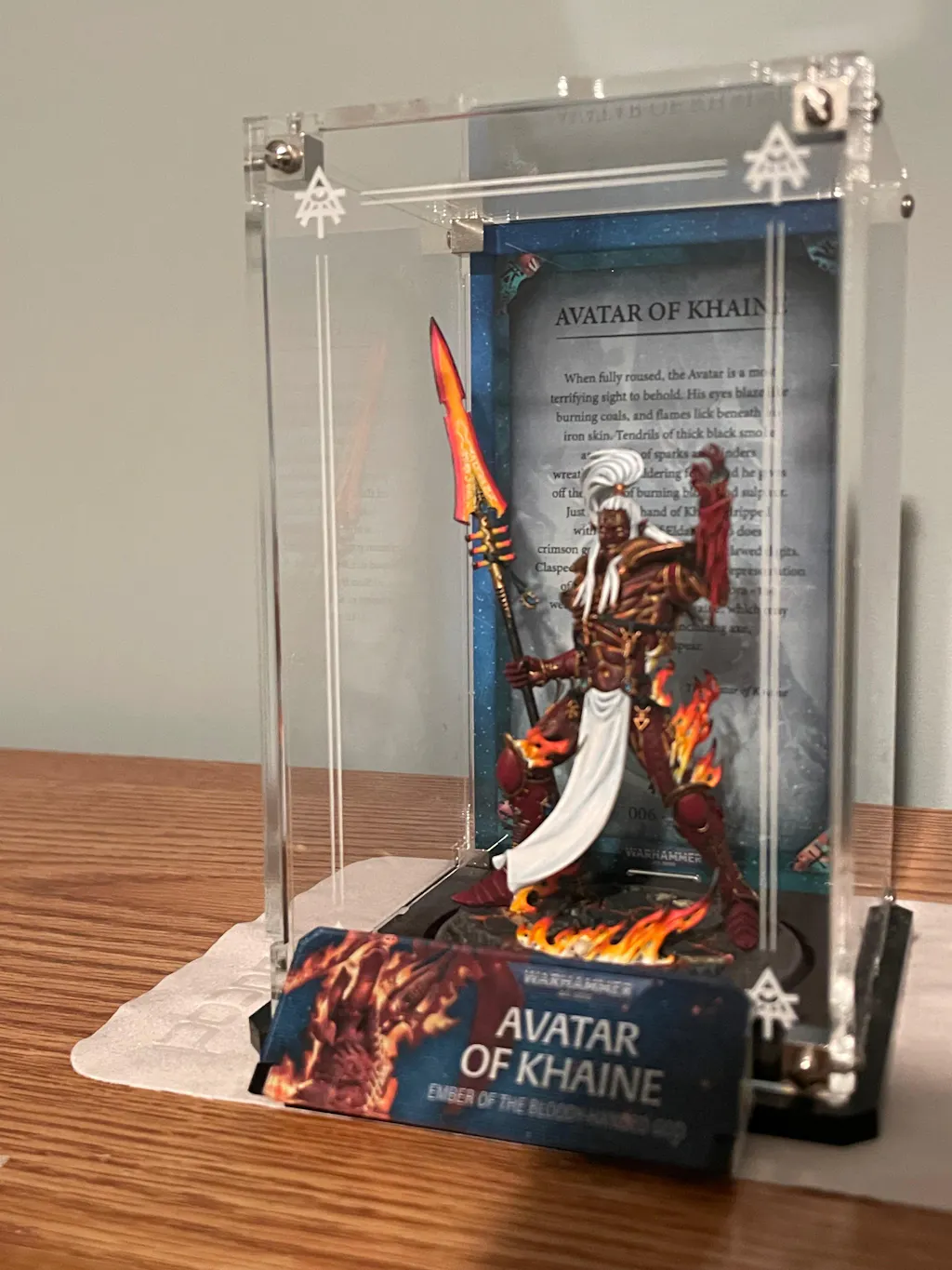 Limited Edition Display Case for Warhammer® 40,000 Avatar of Khaine