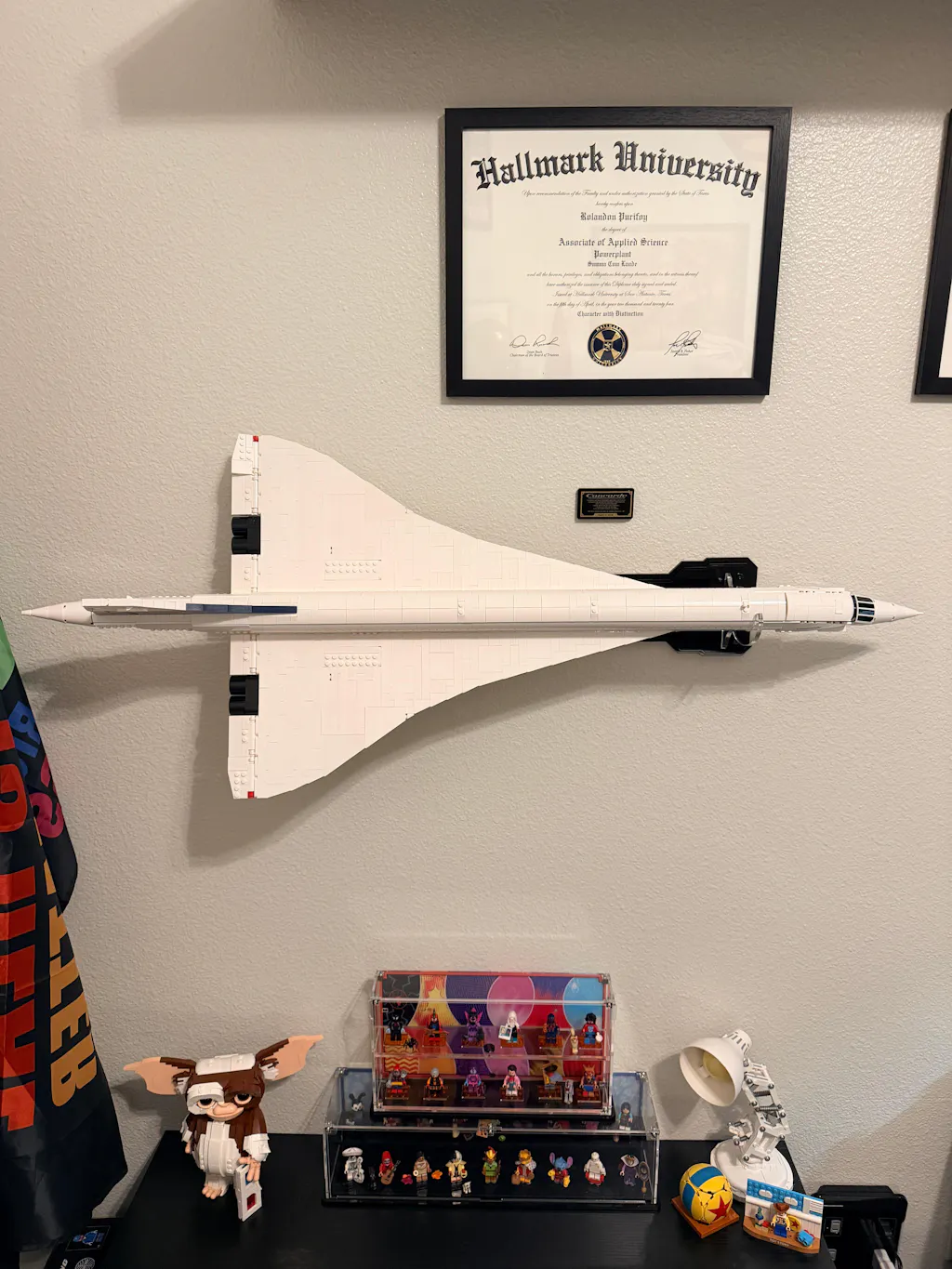 Wall mounted Display Stand for LEGO® Icons: Concorde (10318)