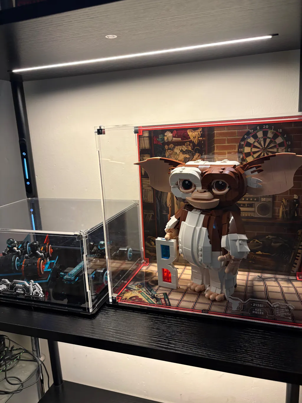 Display Case for LEGO® Ideas: Gremlins™ Gizmo (21361)