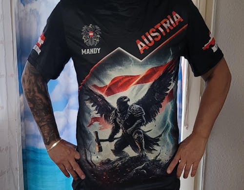 Wiizaa | Wear Your Story