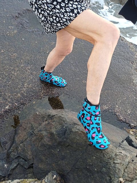 YULEX EasyOff™ Swimming Socks; Leopard