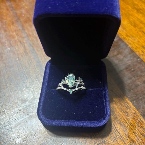 Vintage oval cut green moss agate engagement ring yellow gold art deco cluster leaf nature inspired bridal promise wedding ring set women