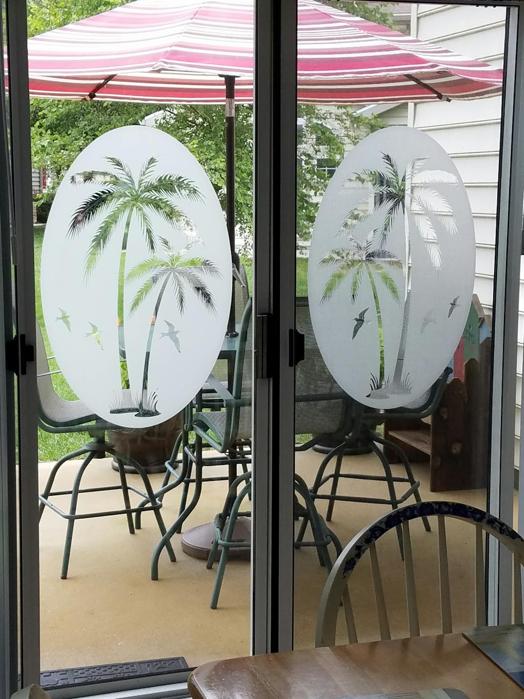 Oval Palm Tree Right Side (Static Cling) Window Film World