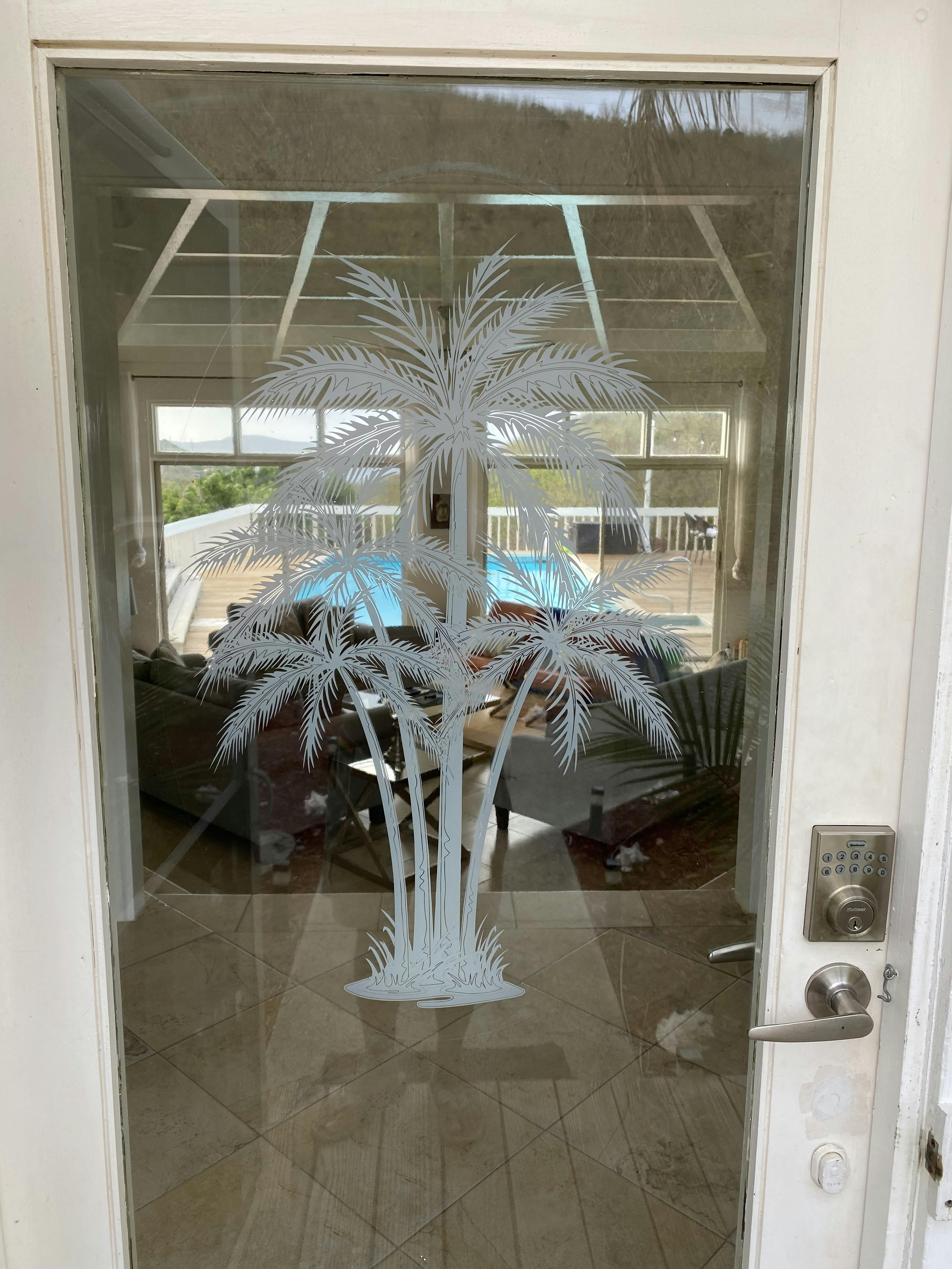 Oval Palm Tree Center Reverse Etched Glass Decal Static Cling