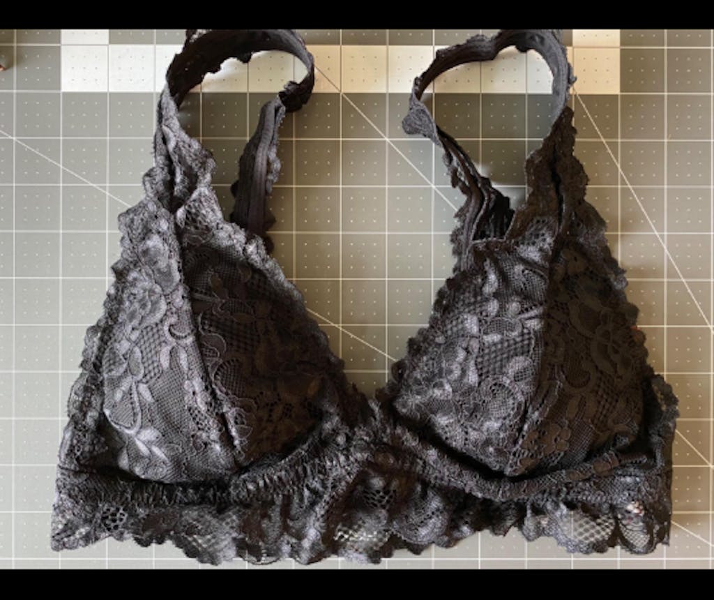 Women's Lace Bralette Top Deep V Plunge with Removable Pads Wirefree – WingsLove