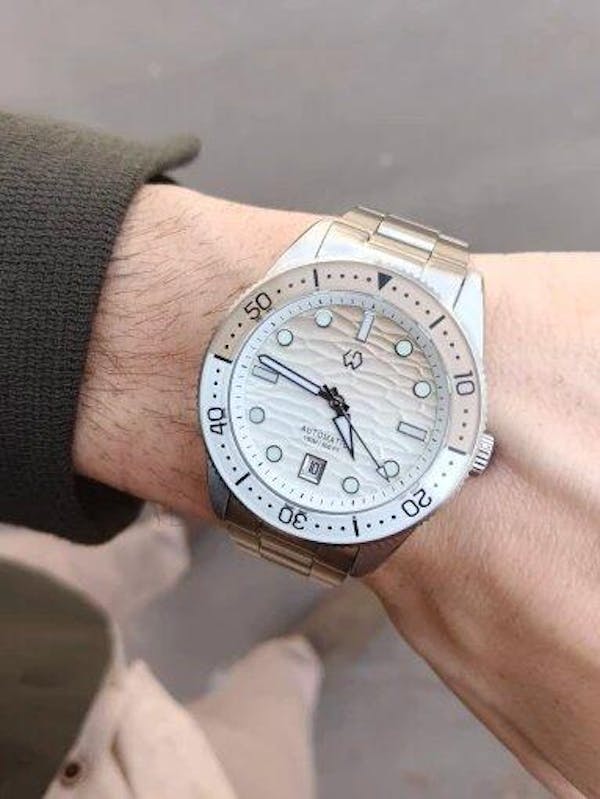 Tidewave Automatic Diver Watch with Gradient Wave Dial