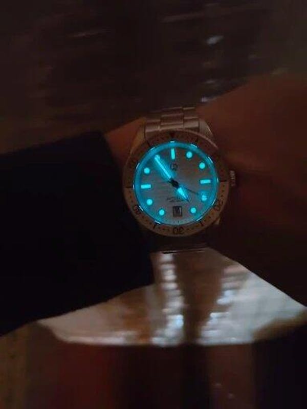 Tidewave Automatic Diver Watch with Gradient Wave Dial