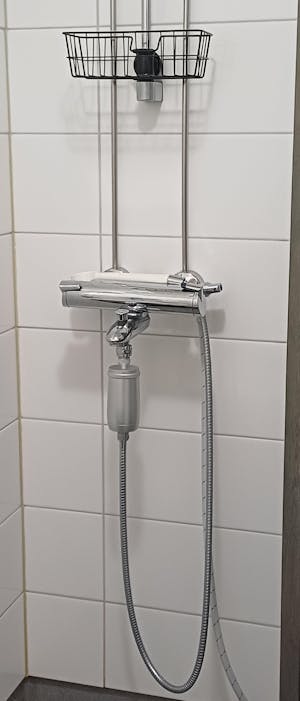 Wodafix suihkusuodatin + 2 kpl vaihtosuodattimia