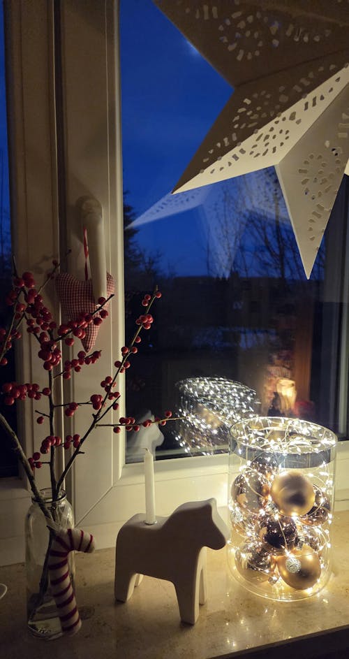 Kerzenhalter Dalapferd "Vinterlys" für Baumkerzen Keramik weiß