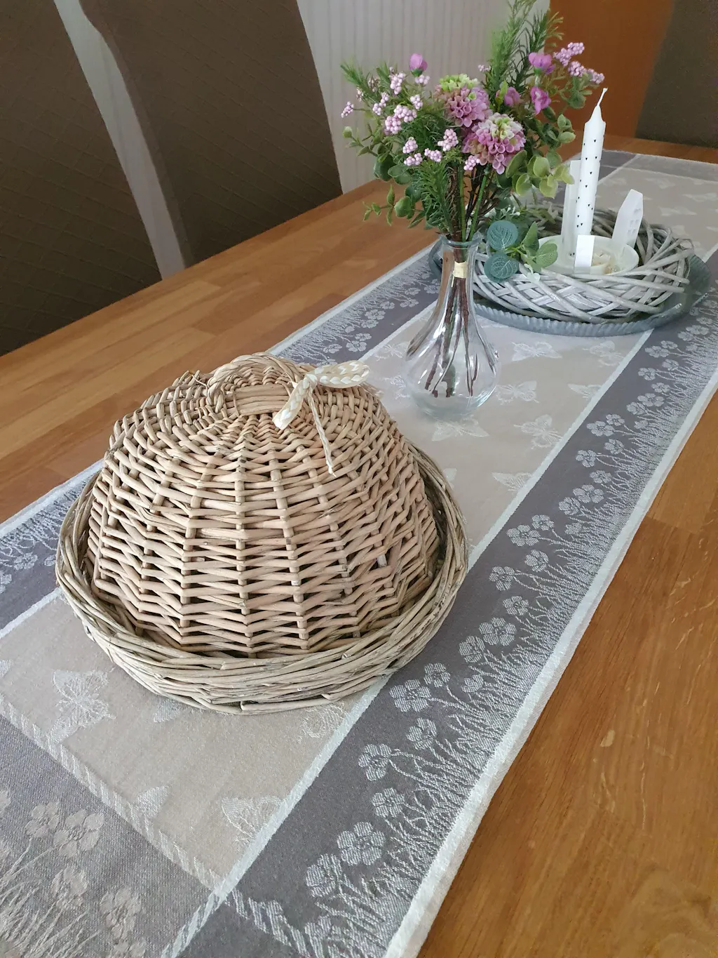 Serviertablett "Lennart" mit Deckel Korb Natur Vintage 30x30x18cm