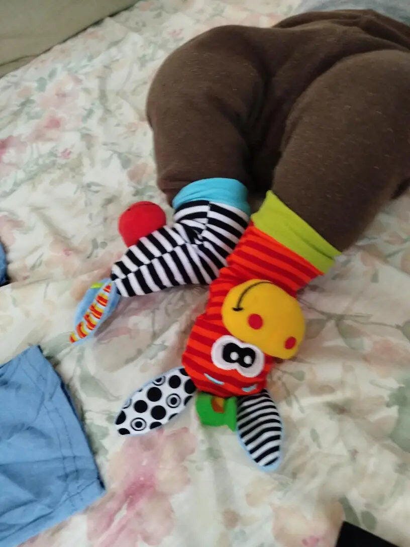 Opinia 8 Tiny Rattle Moves