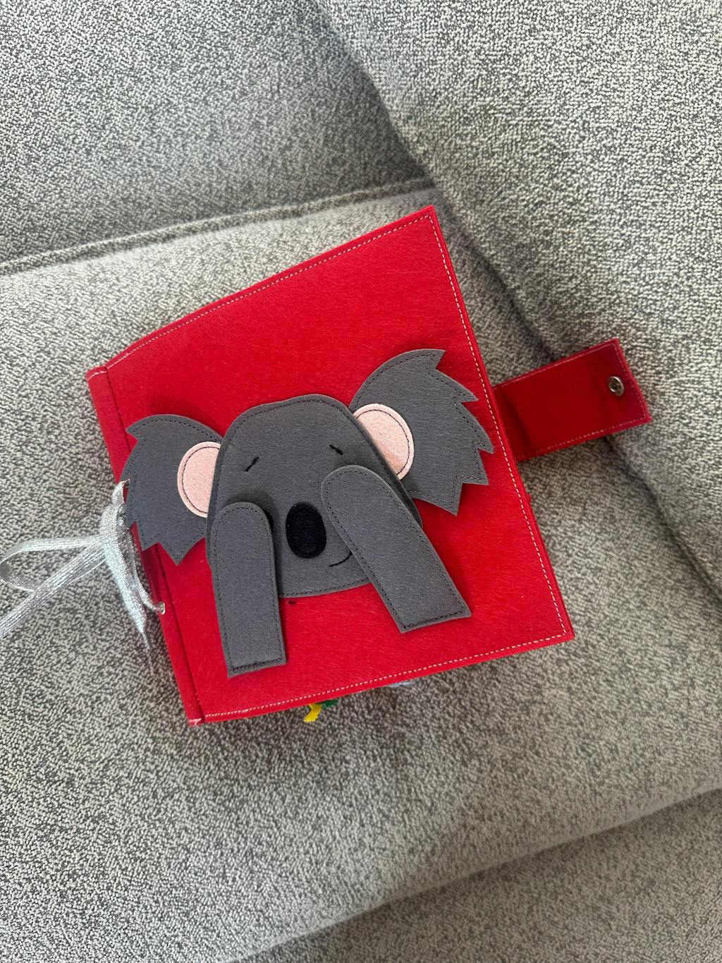 Handsome Horse Peekaboo Book