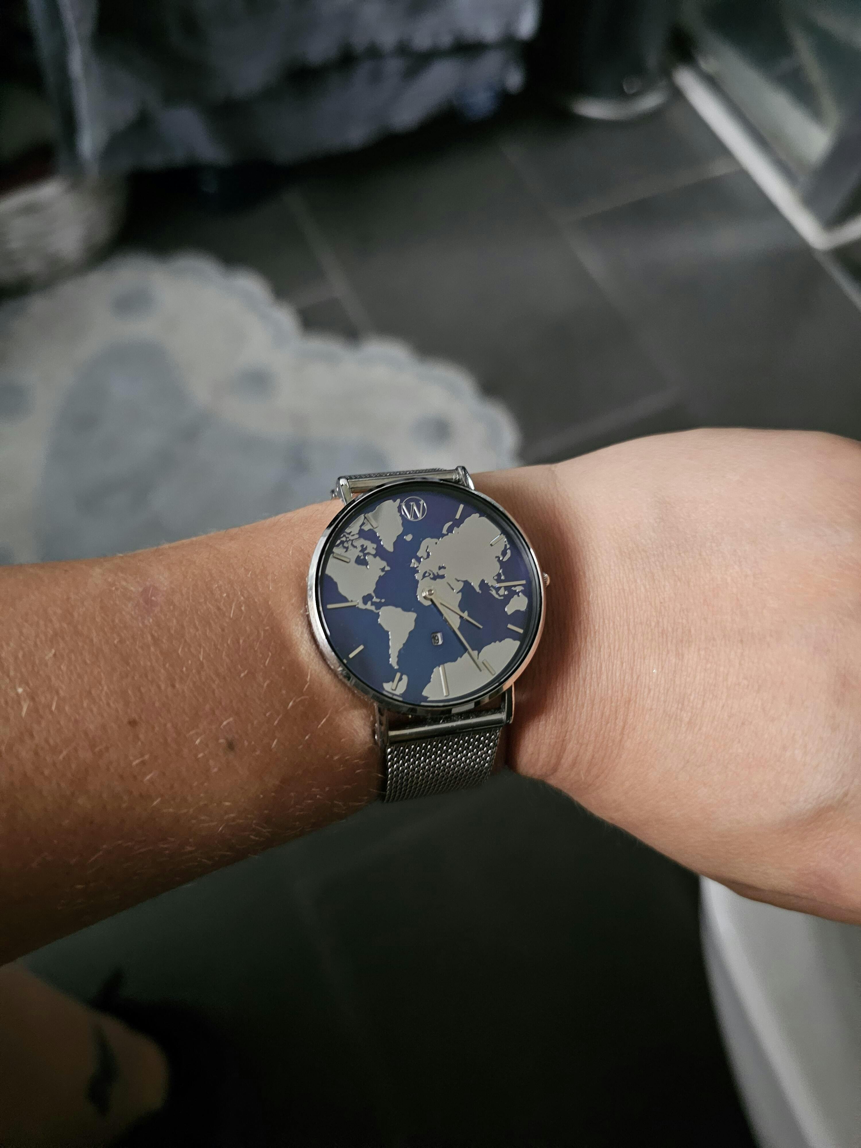 Waterproof Unisex Watch Deep Sea 36mm Raised World Map Silver Blue