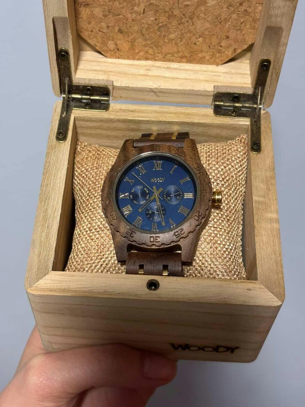 MARSELLA // Reloj de Madera