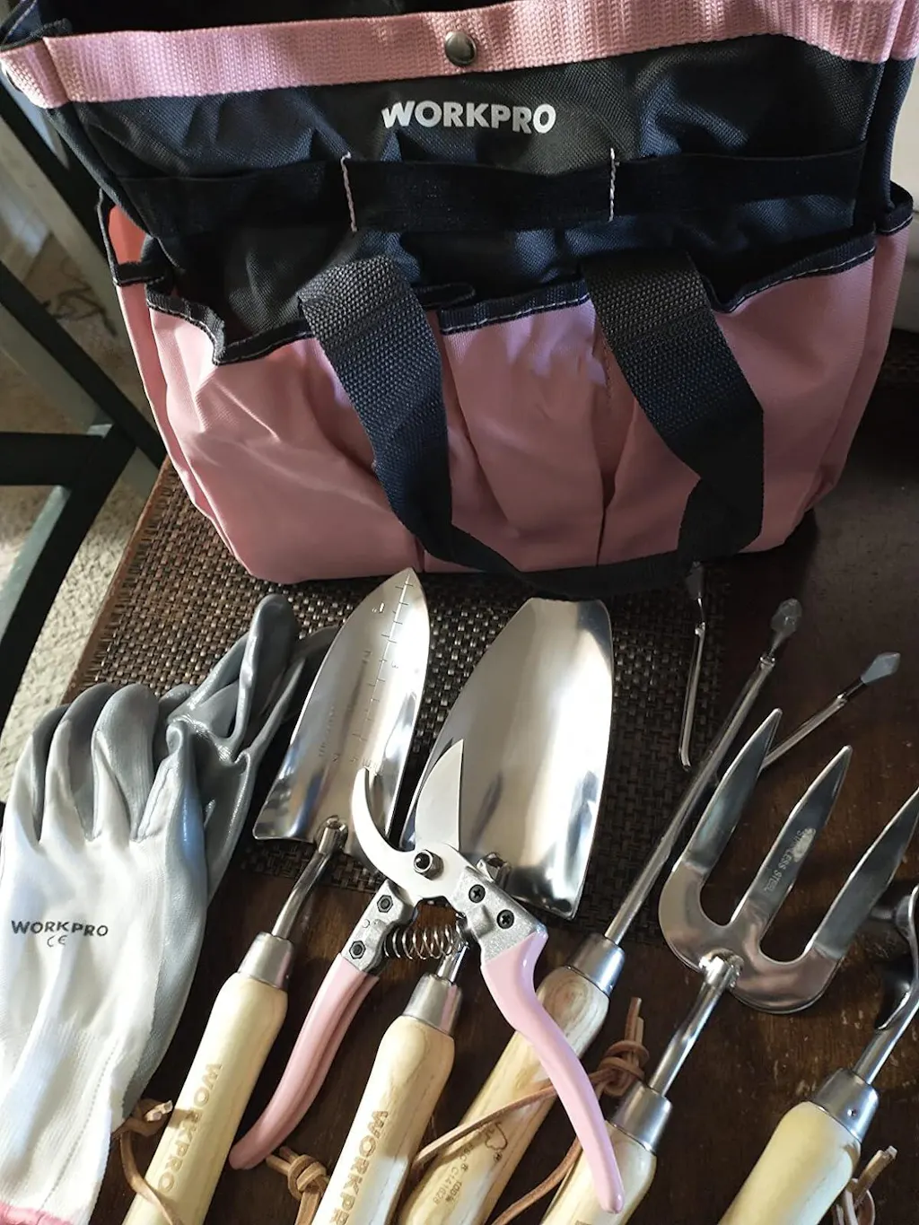 WORKPRO Pink Garden Tools Set, 7 Piece, Stainless Steel Heavy Duty Ga