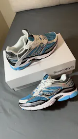 Saucony ProGrid Omni 9 OG Royal Silver