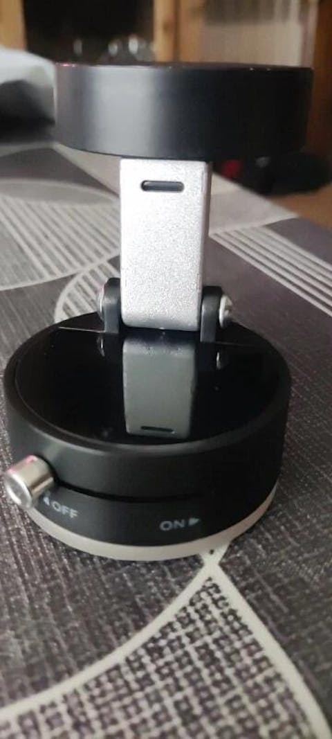 Soporte Magnético 360° con Ventosa – Fijación Súper Segura para Móvil