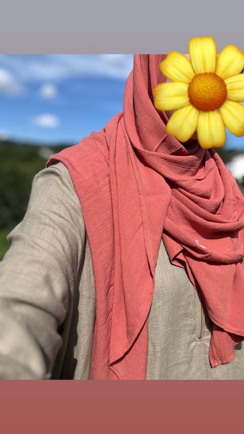 Crinkle chiffon hijab "Sandy" made of viscose and linen (Fox Red)