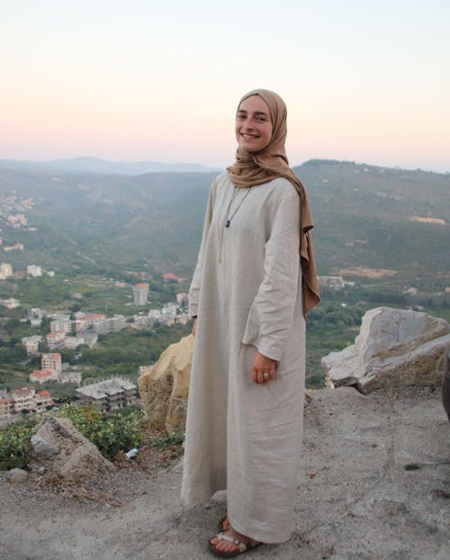 Linen abaya "Alma" with cotton - natural