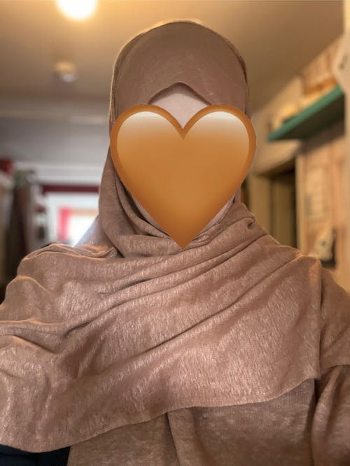 Jersey Hijab "Leena" - 100% Linen - Lava Mocha
