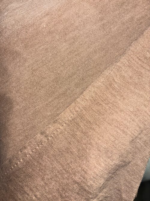 Premium Jersey Hijab "Mariposa" aus Seide und Bio-Baumwolle (Haselnuss)