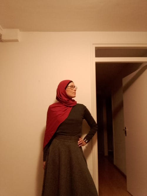 Crinkle Chiffon Hijab "Sandy" aus Viskose und Leinen (Ruby)