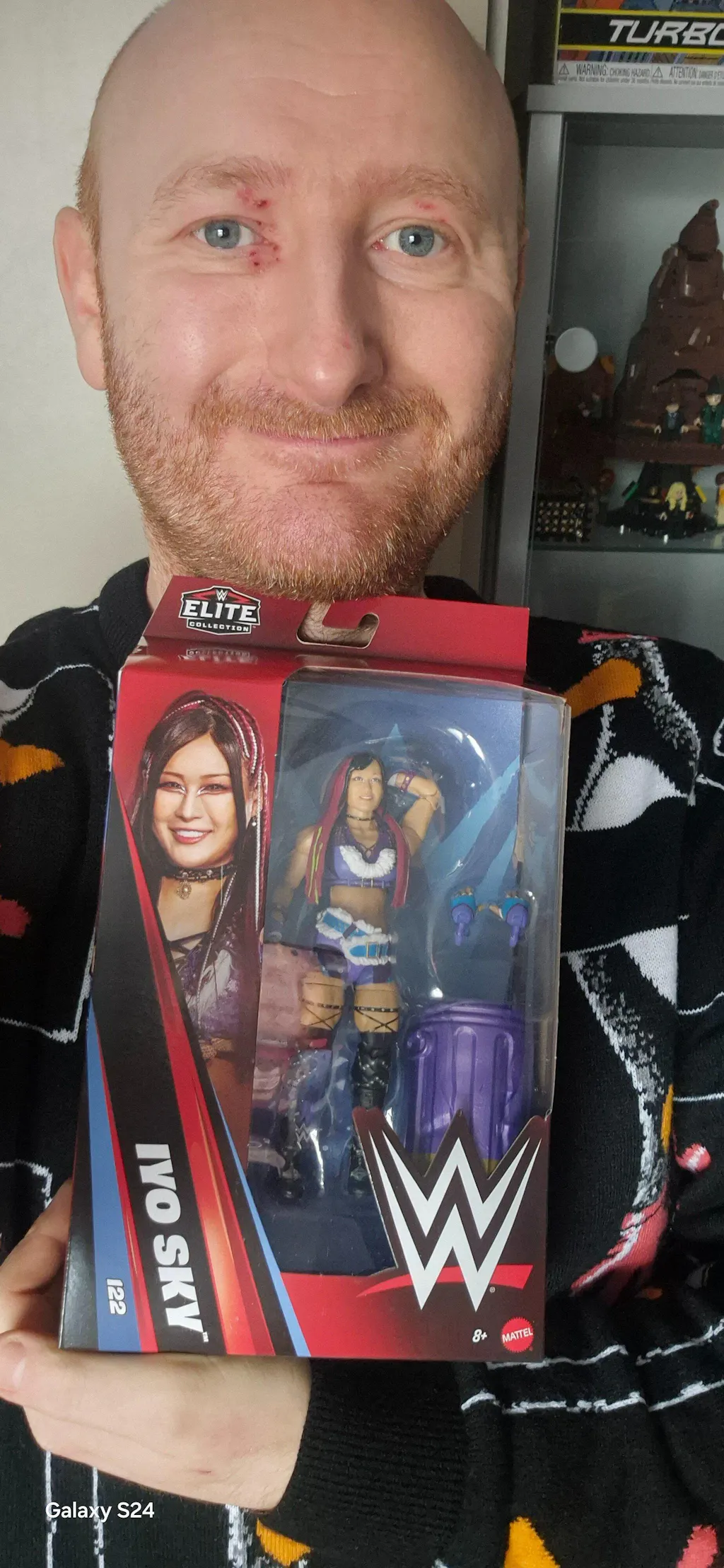 Mattel WWE Elite Collection Iyo Sky – Action Figure 15 Cm Con 25 Punti Snodabili E Tecnologia TrueFX - 3