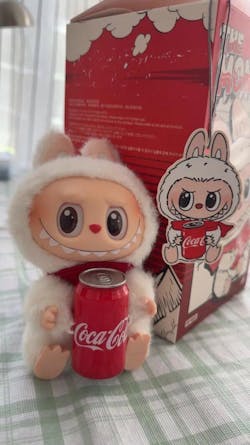 LABUBU - THE MONSTERS COCA-COLA SERIES - Vinyl