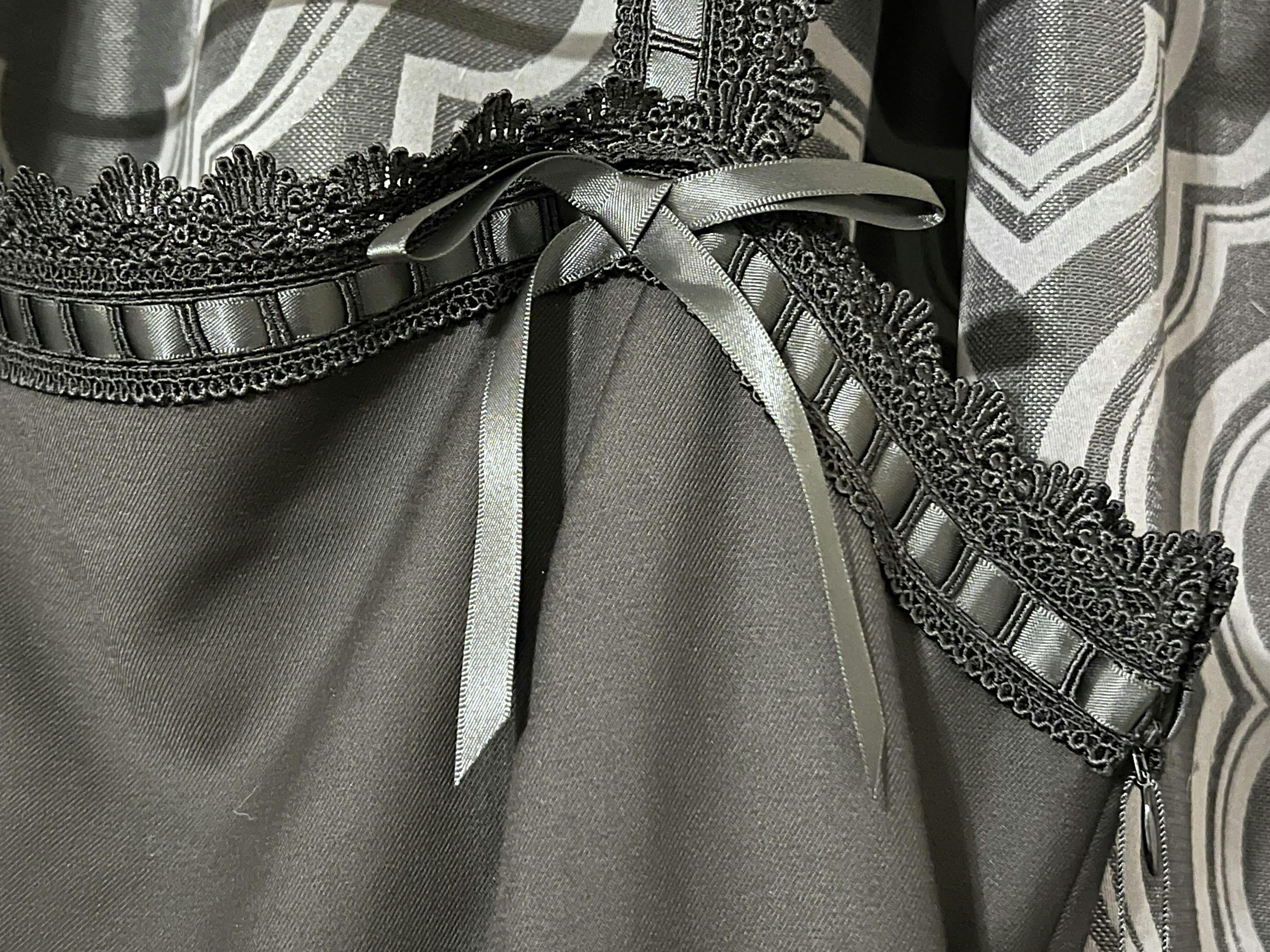 Fleur De Lys Jacquard Ribbon Black and Silver 