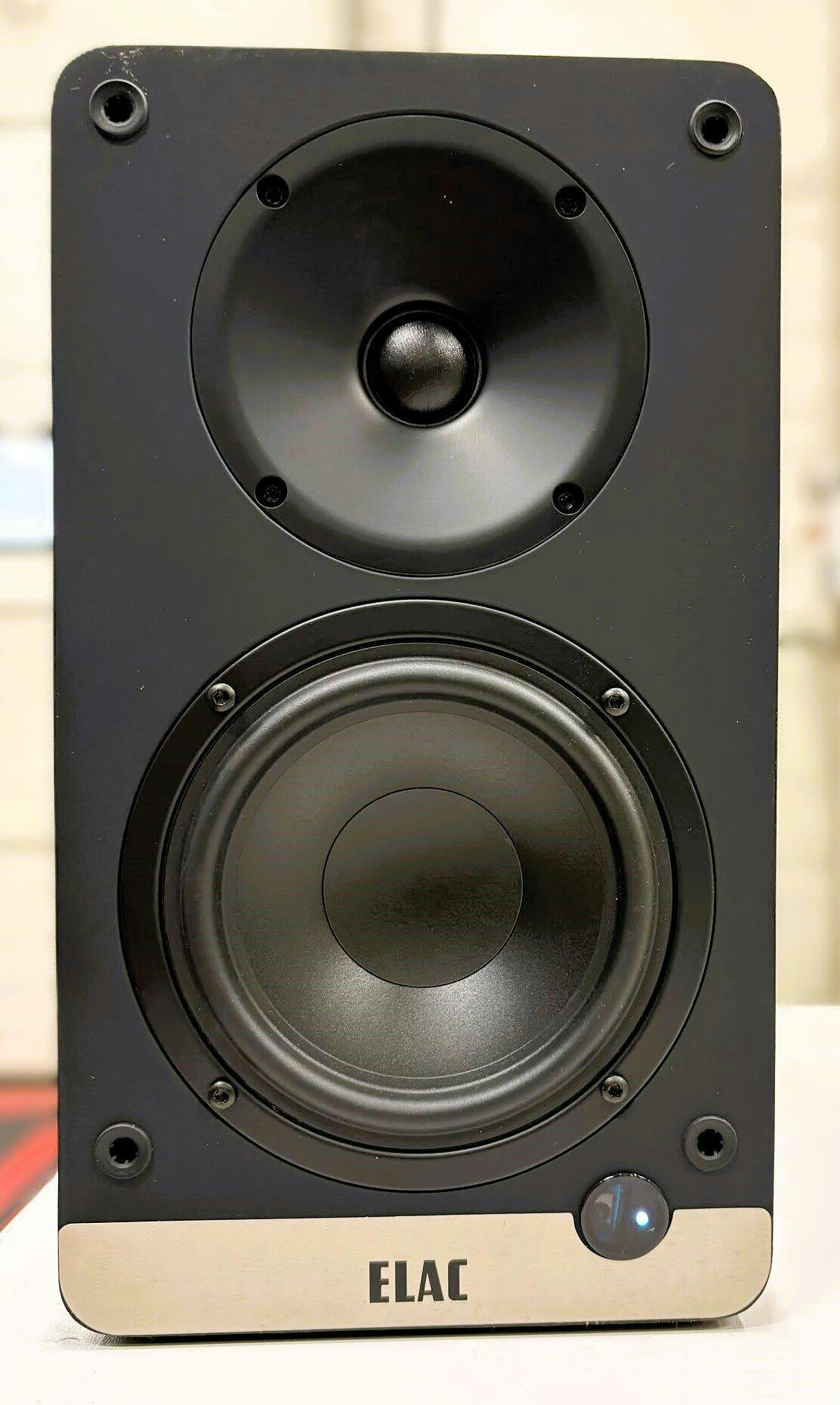 Boxe active ELAC Debut ConneX DCB41 cu HDMI ARC, Phono si USB