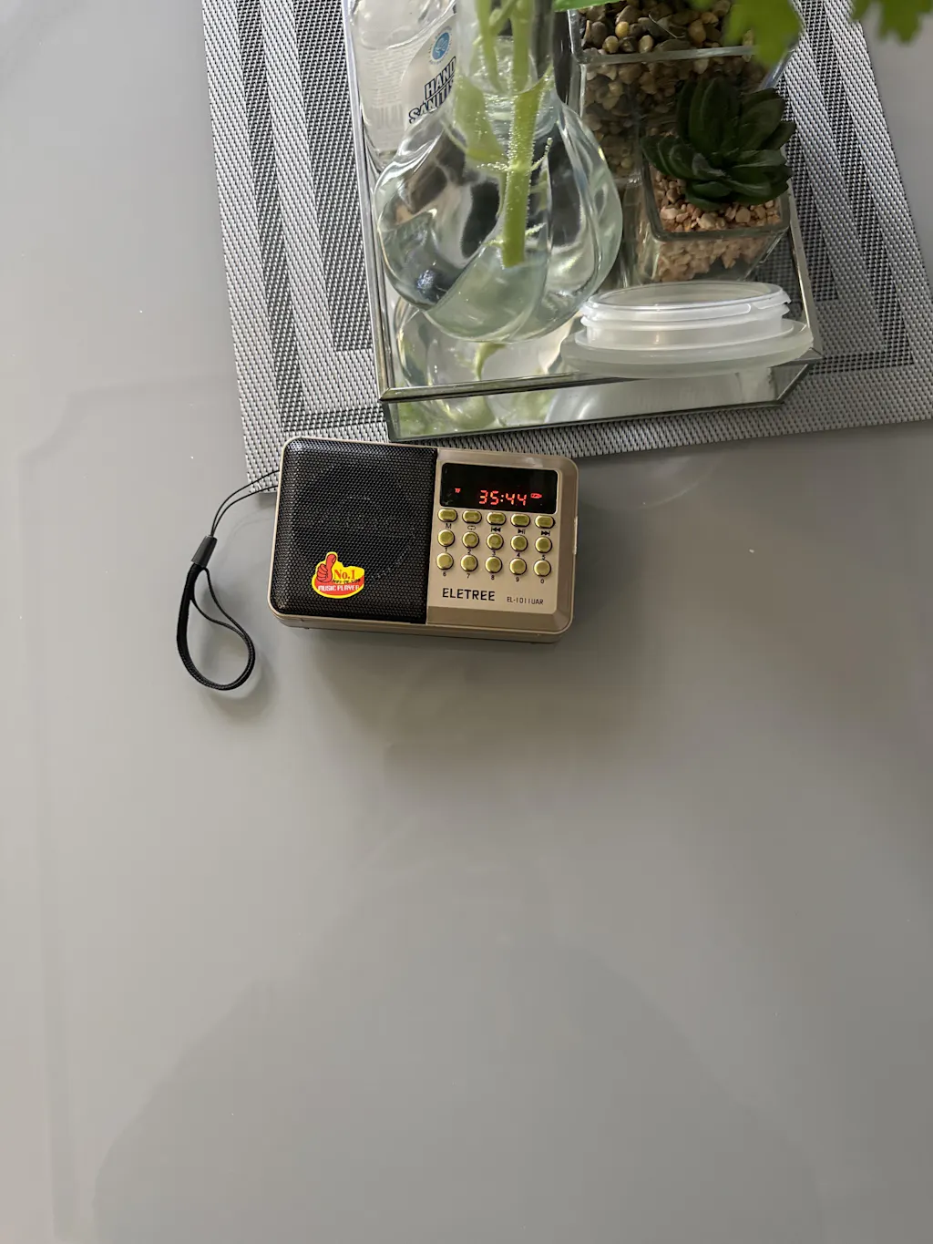593203_5 593203_5